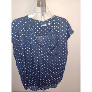 New York & Company Classic Navy Top - Size LARGE